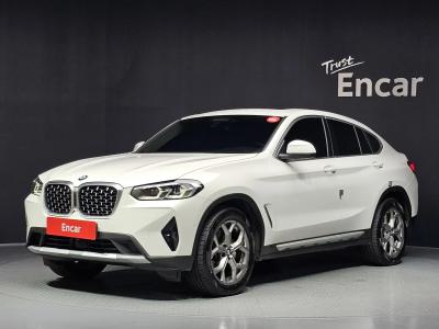 2022 BMW X4