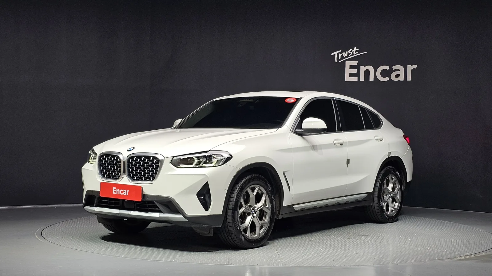 2022 BMW X4