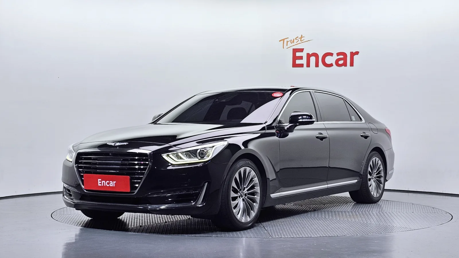 2016 Genesis EQ900