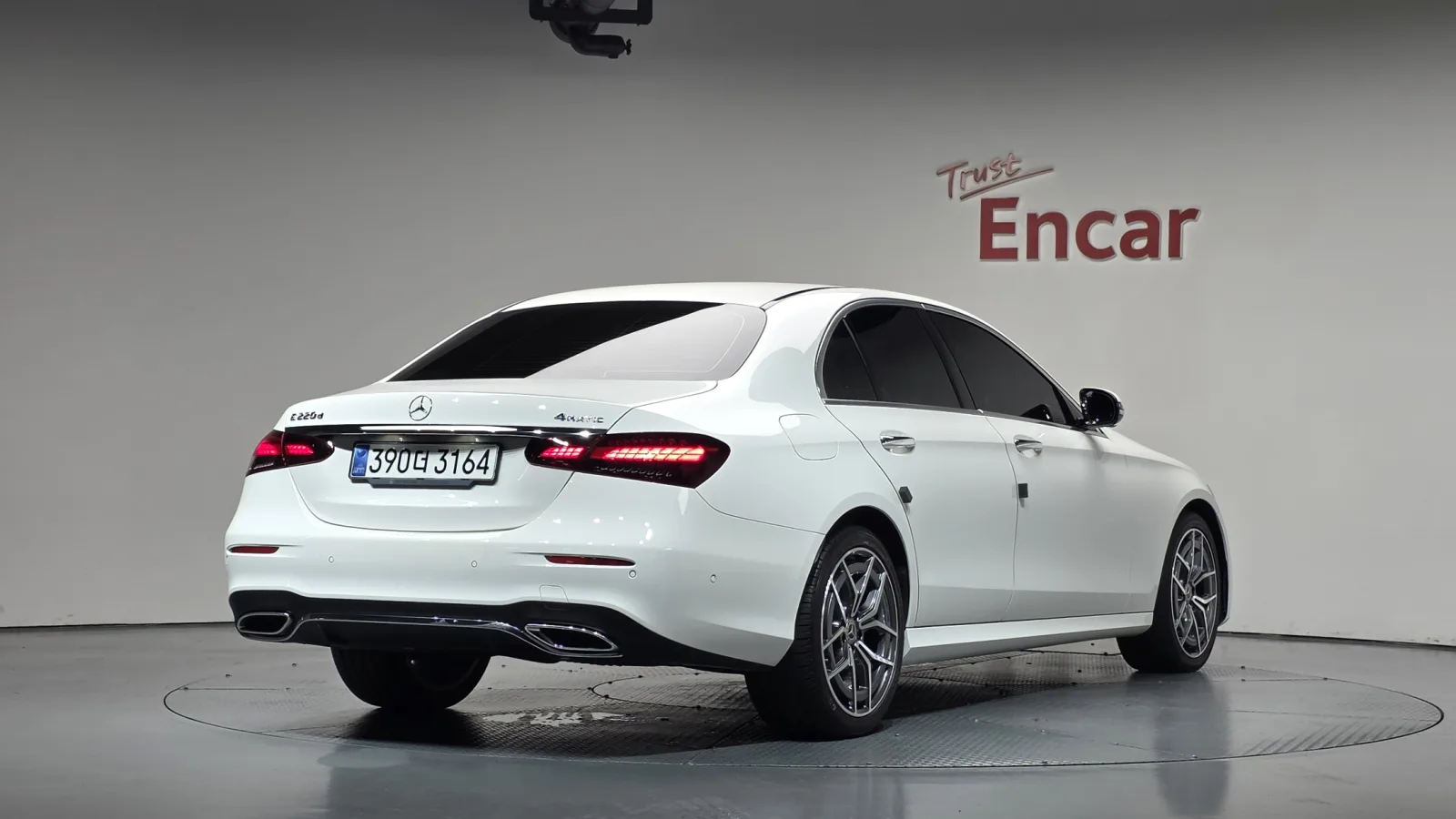 2021 Mercedes-Benz E-Class