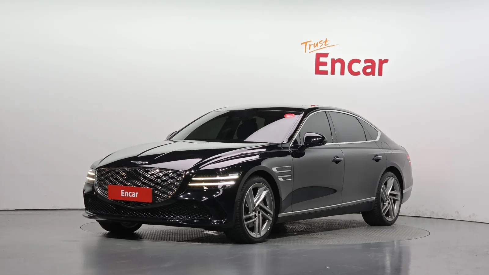 2025 Genesis G80