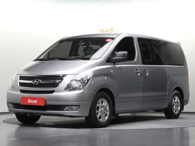 2012 Hyundai Starex