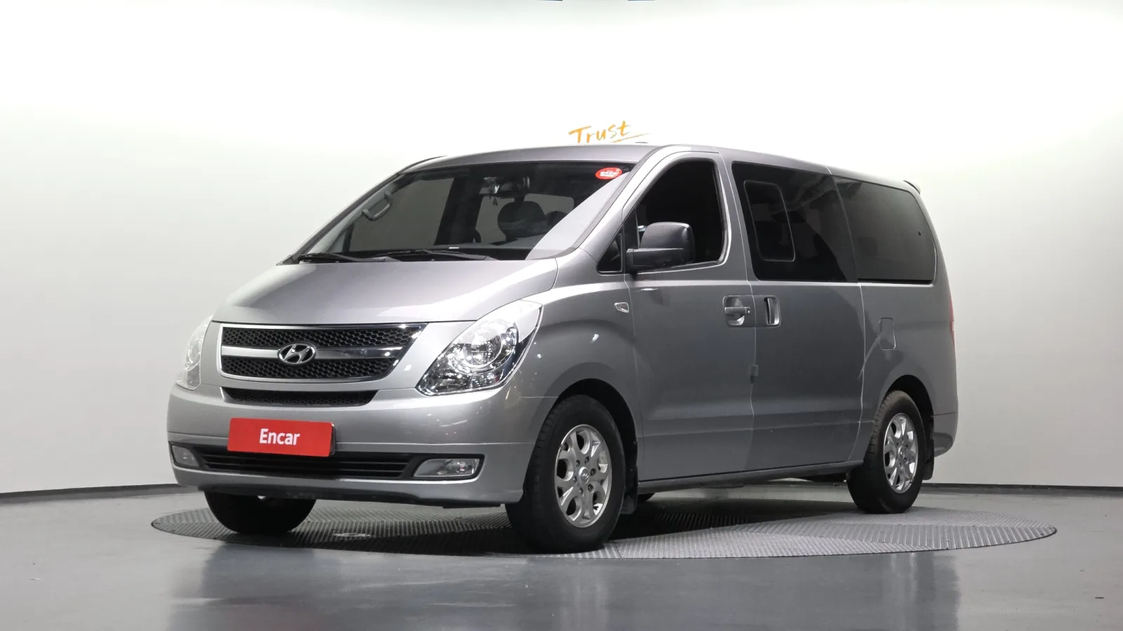 2012 Hyundai Starex
