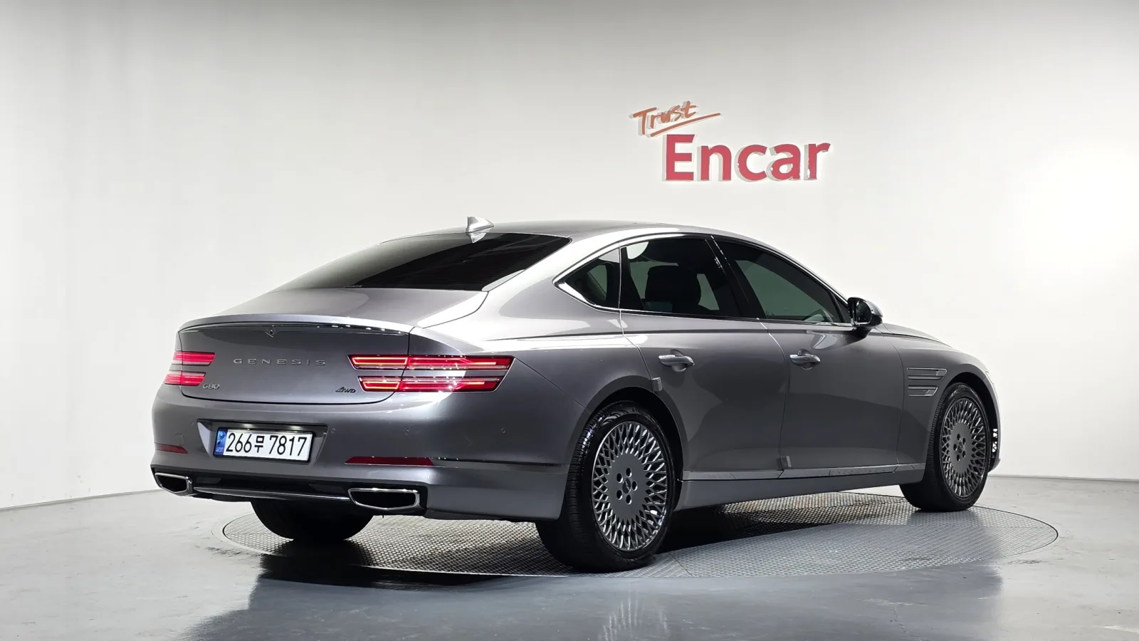 2023 Genesis G80