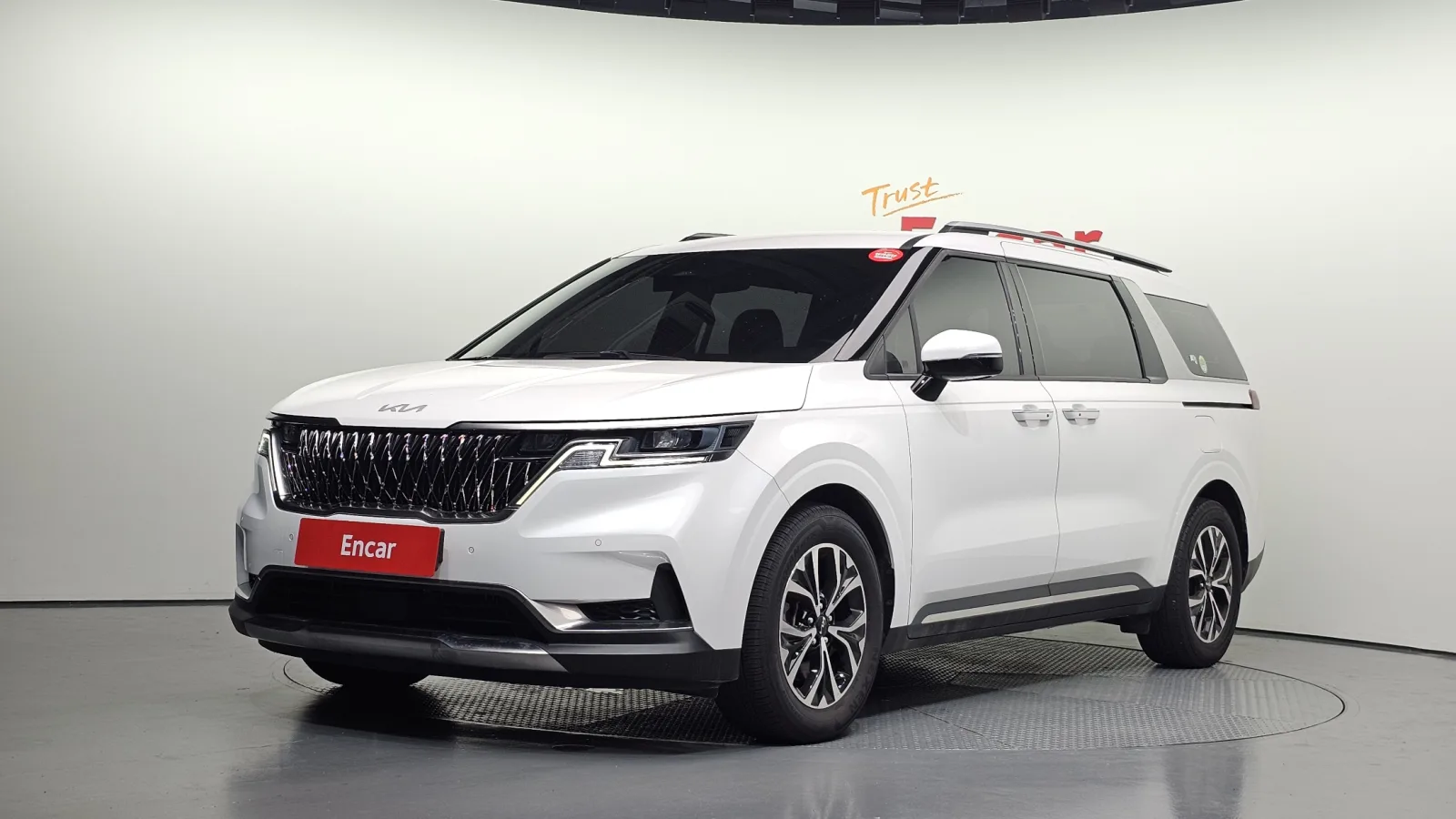 2023 Kia Carnival