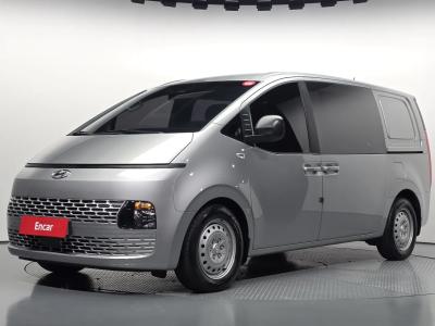 2023 Hyundai Staria