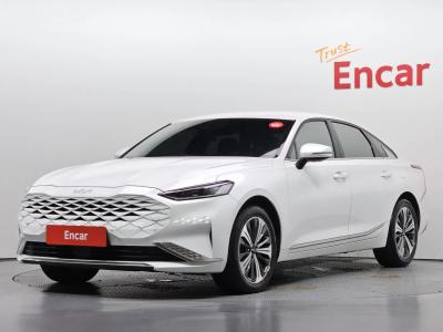2023 Kia K8