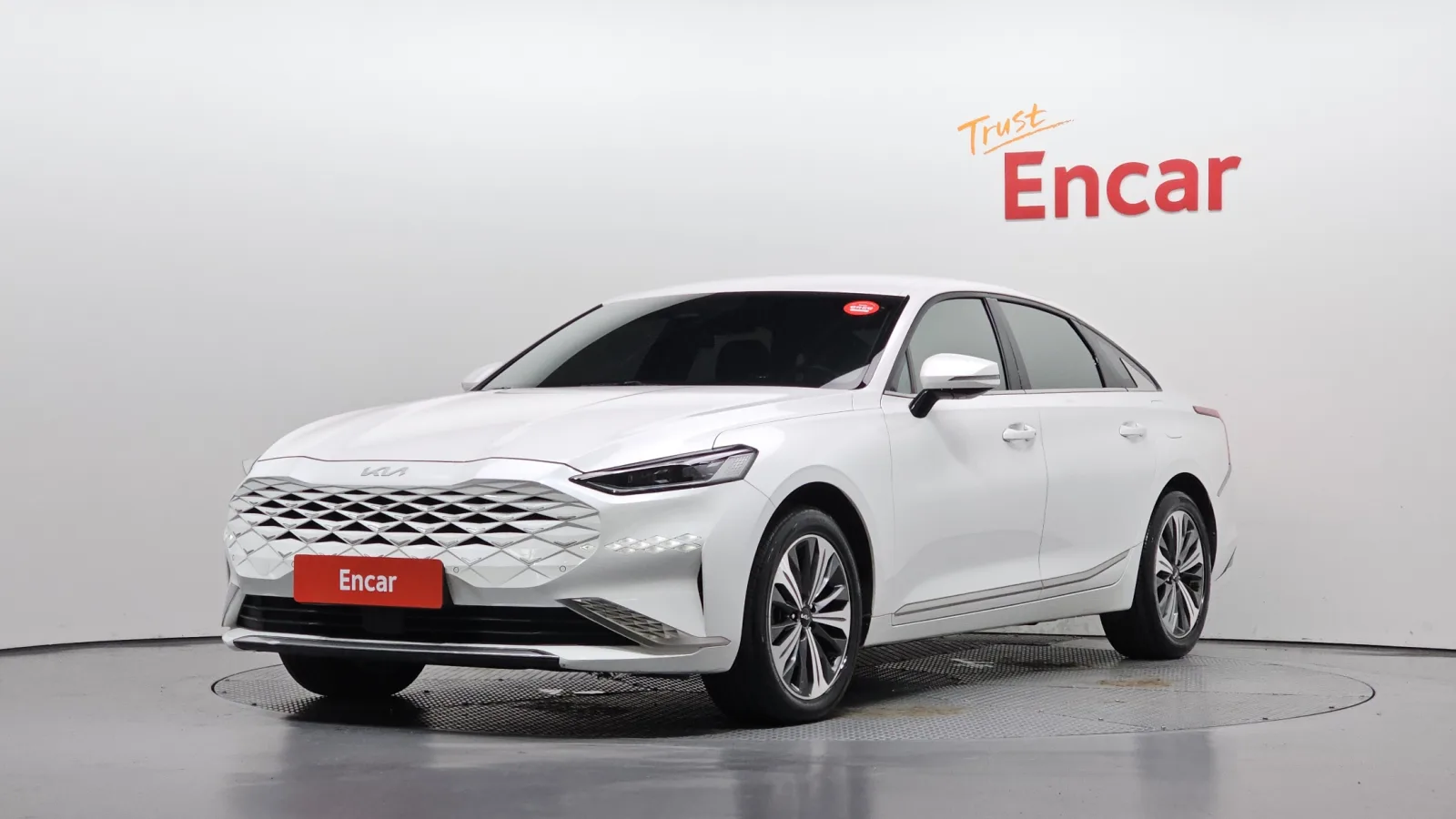 2023 Kia K8
