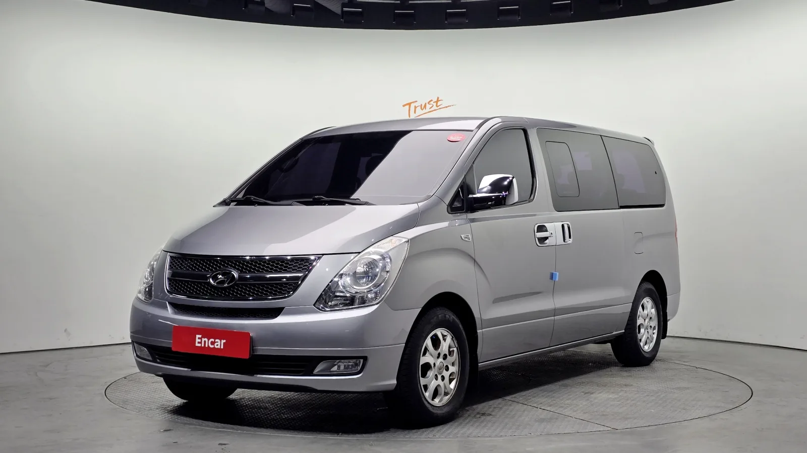 2013 Hyundai Starex