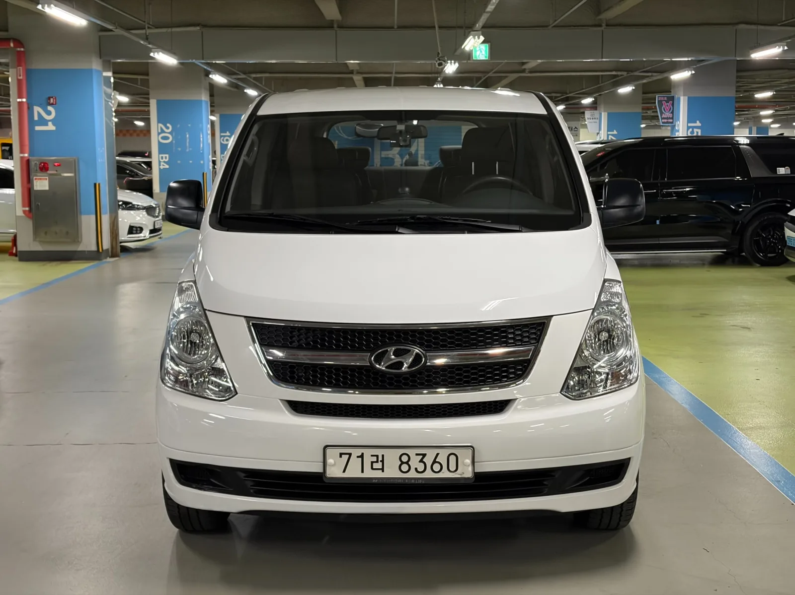 2012 Hyundai Starex