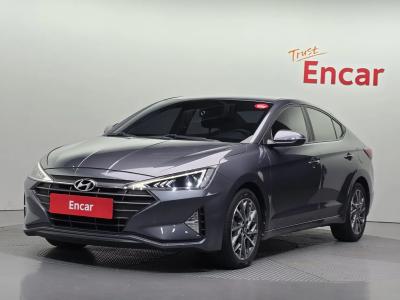 2019 Hyundai Elantra