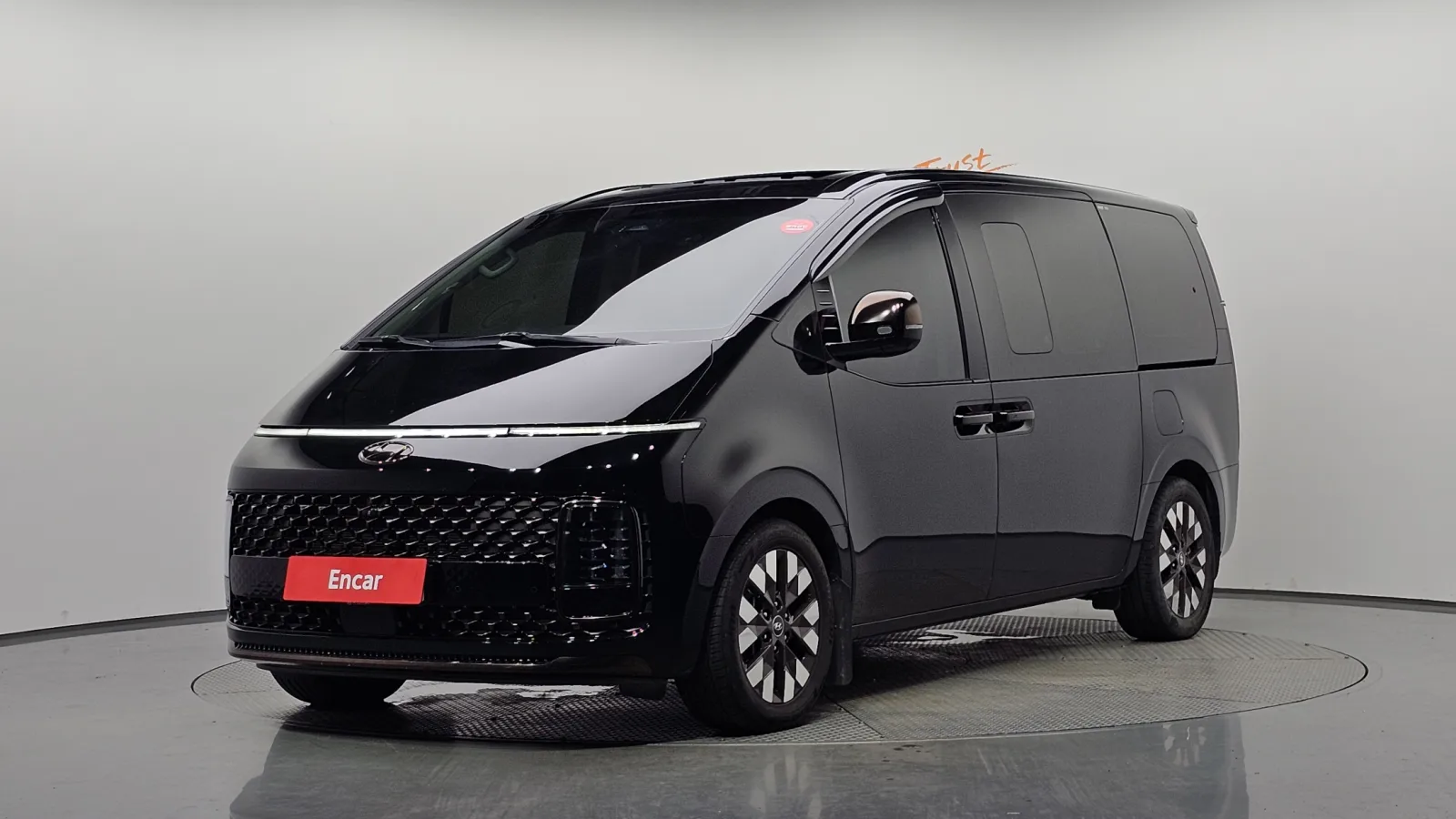 2022 Hyundai Staria
