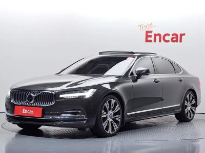 2021 Volvo S90