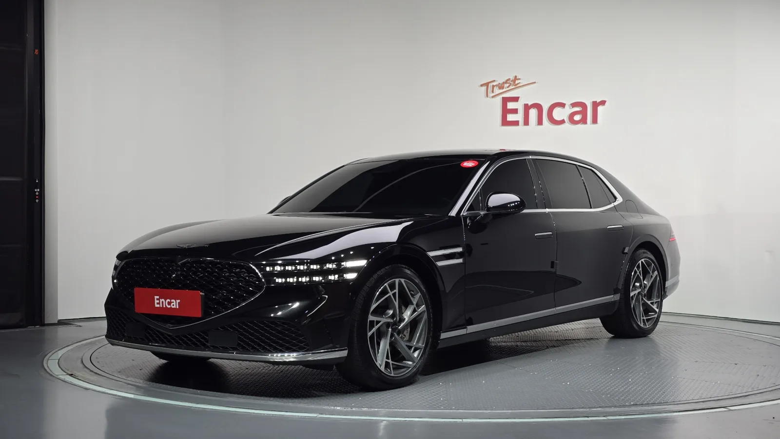 2022 Genesis G90