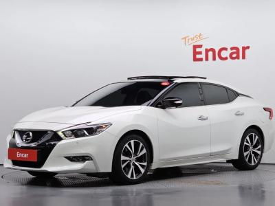 2017 Nissan Maxima