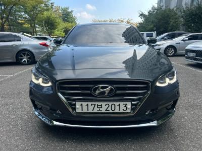 2018 Hyundai Grandeur