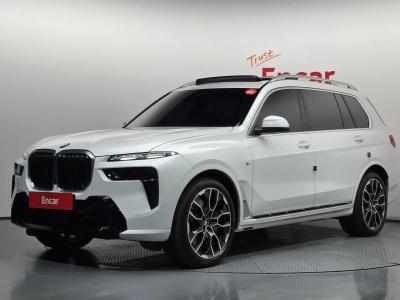 2025 BMW X7