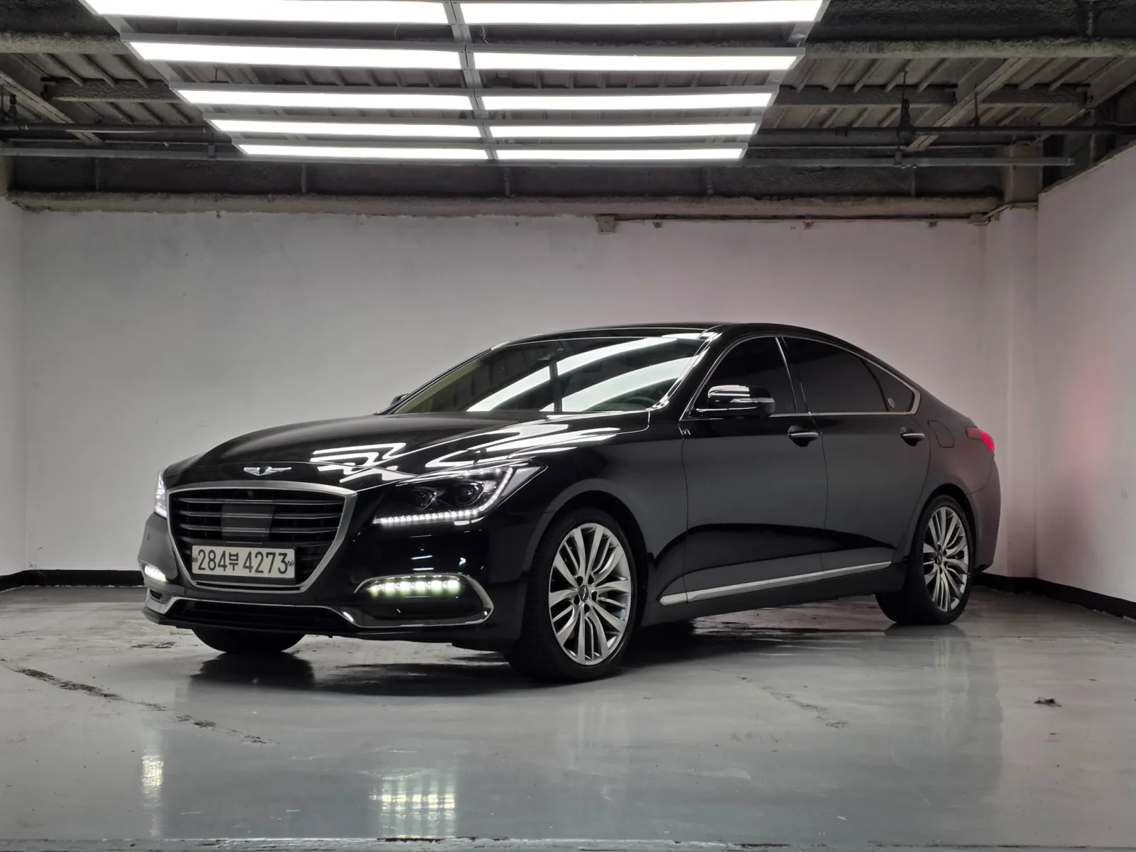 2018 Genesis G80