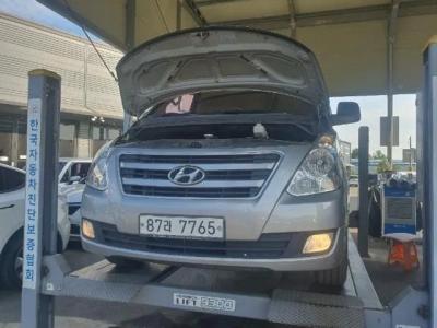 2017 Hyundai Starex