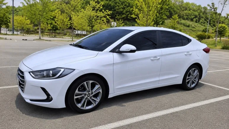 2018 Hyundai Elantra