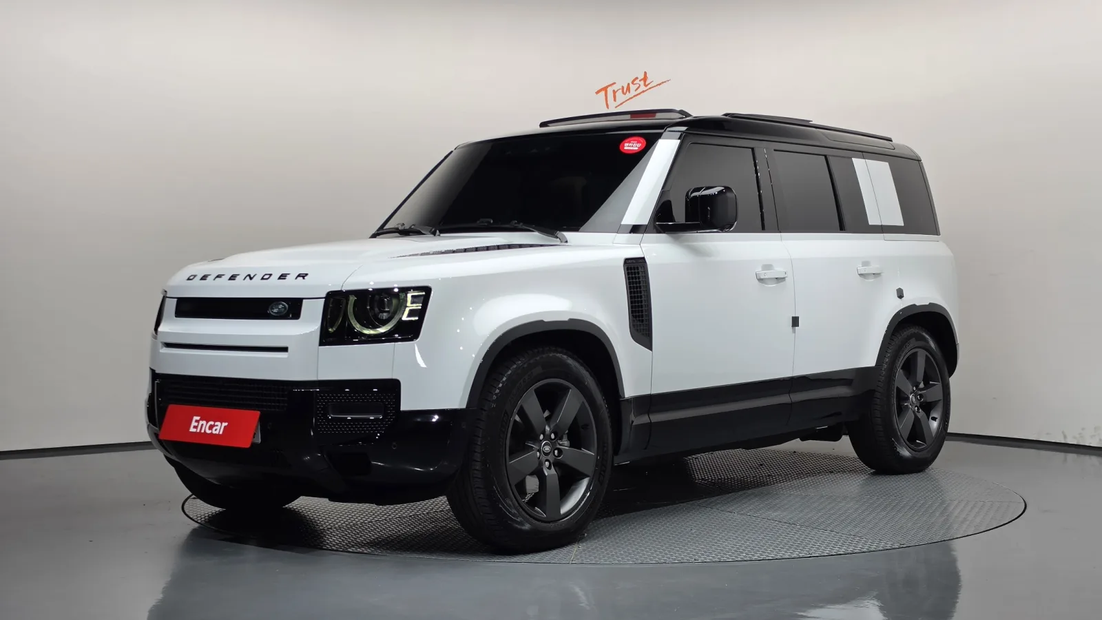 2025 Land Rover Defender