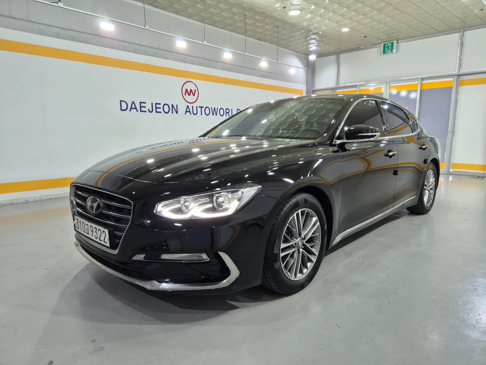 2017 Hyundai Grandeur
