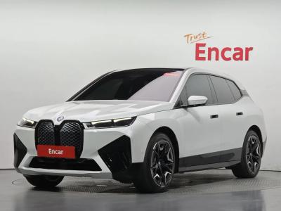 2022 BMW iX