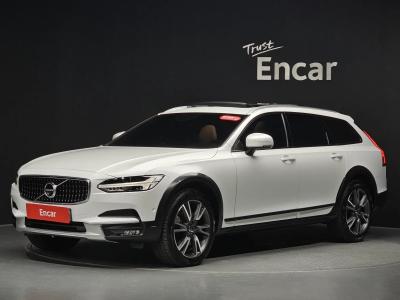 2018 Volvo V90