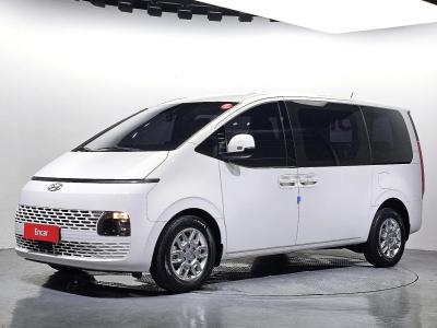 2022 Hyundai Staria