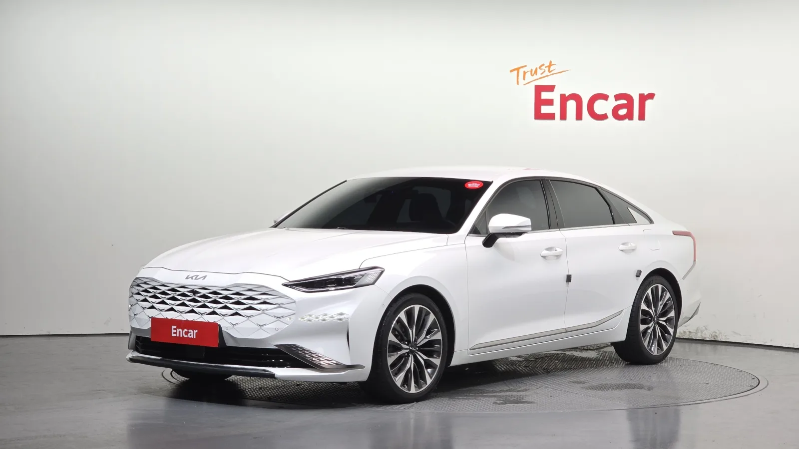 2023 Kia K8