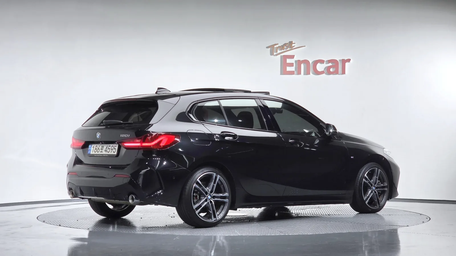 2021 BMW 1-Series
