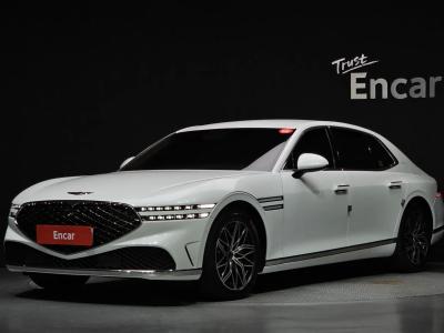 2023 Genesis G90