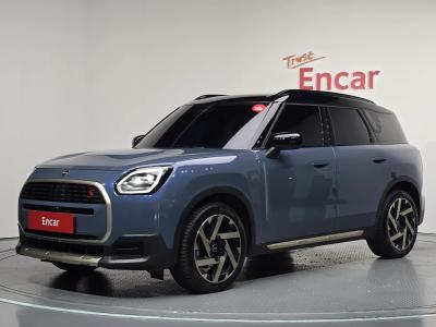 2025 MINI Countryman