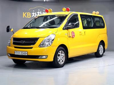 2015 Hyundai Starex