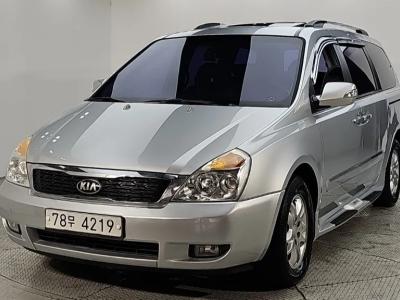 2013 Kia Carnival