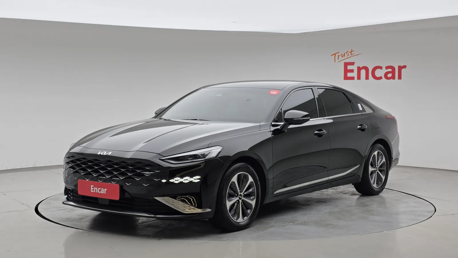 2023 Kia K8