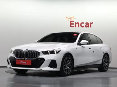 2025 BMW 5-Series