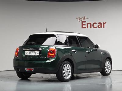 2015 MINI Cooper