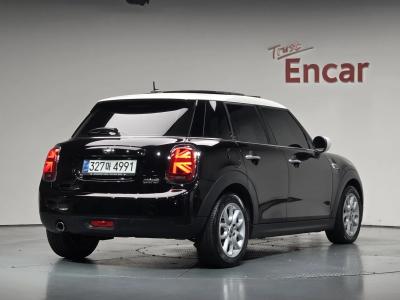 2020 MINI Cooper