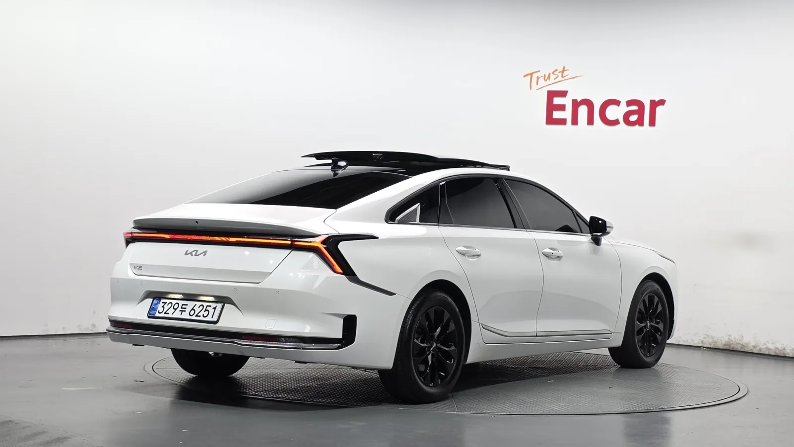 2025 Kia K8