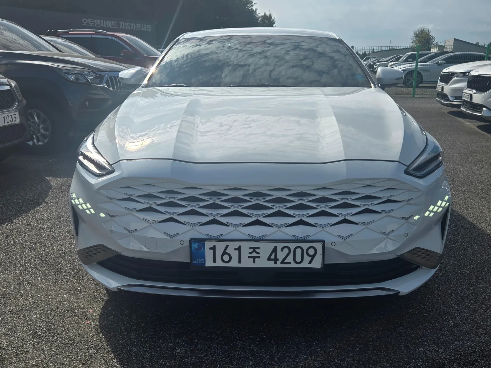 2022 Kia K8
