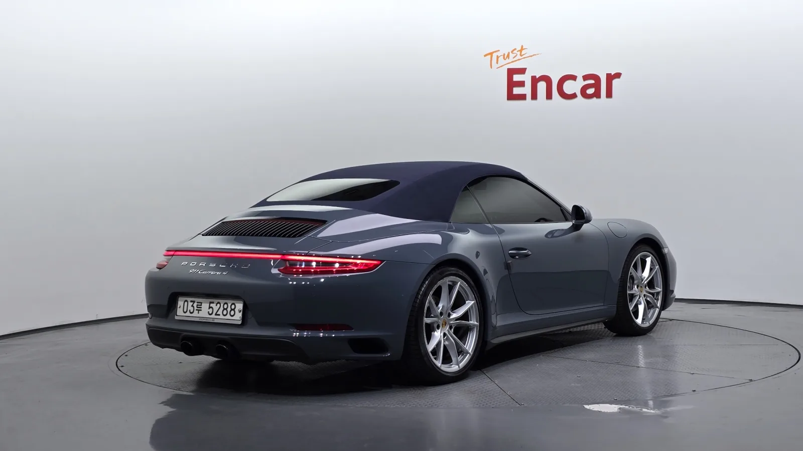 2017 Porsche 911