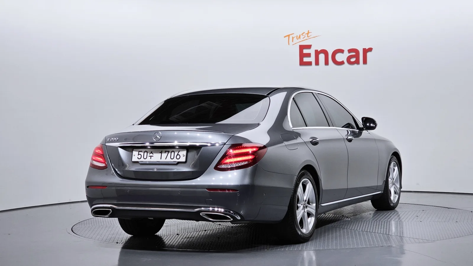 2018 Mercedes-Benz E-Class
