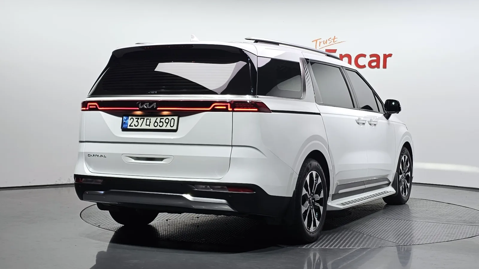 2022 Kia Carnival