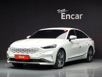 2023 Kia K8
