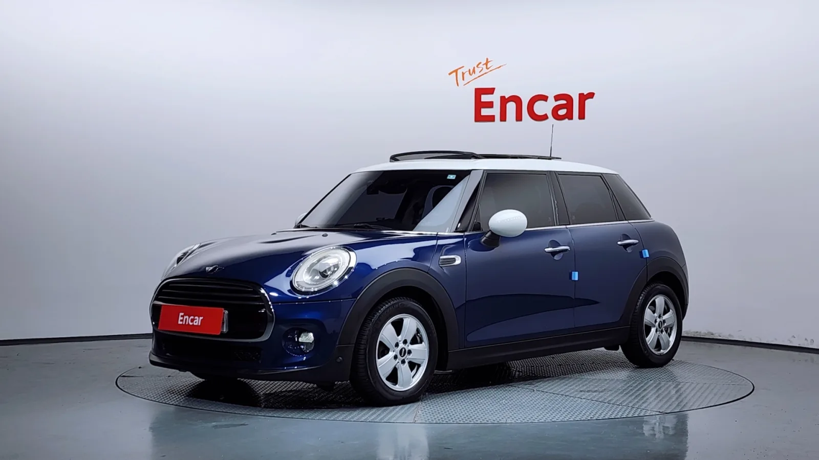 2016 MINI Cooper