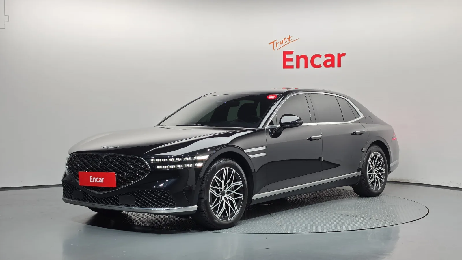 2023 Genesis G90