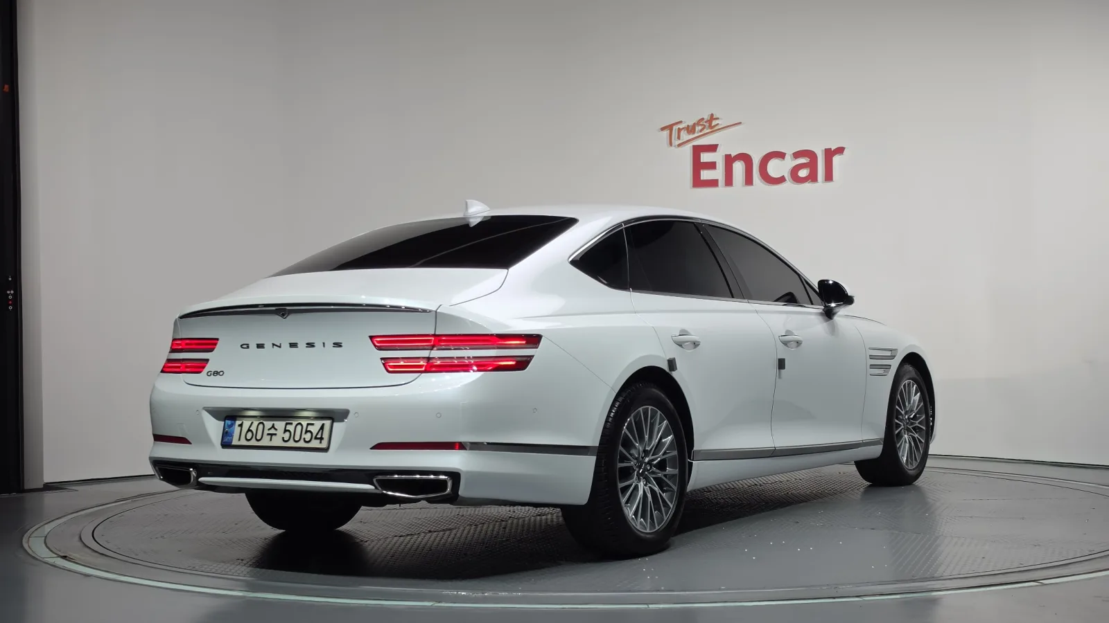 2024 Genesis G80