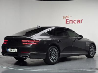 2022 Genesis G80