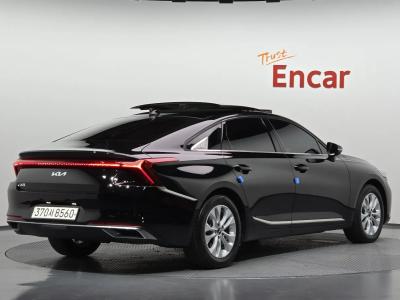 2022 Kia K8